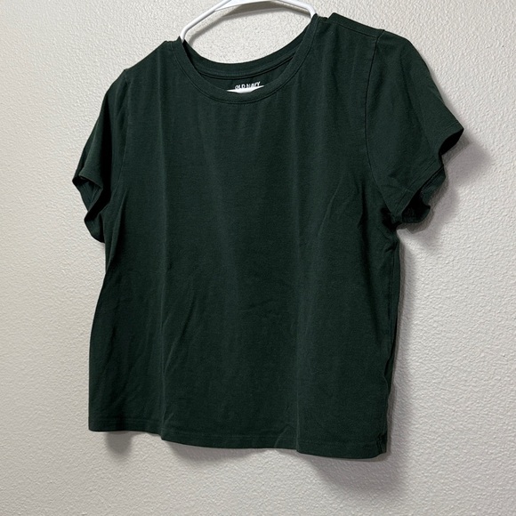 Old Navy EveryWear Crop T-Shirt - Picture 9 of 9